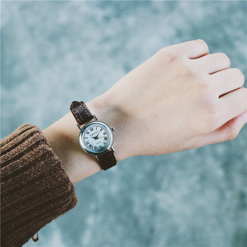 韓版潮流女學生圓形小表盤復古文藝清新小巧簡約女款皮帶考試手表